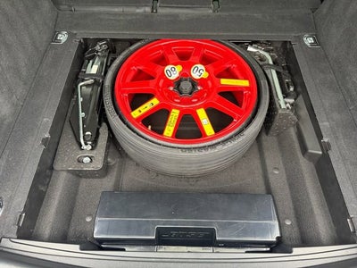 2022 Porsche Macan Base