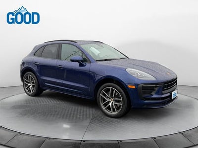 2022 Porsche Macan Base