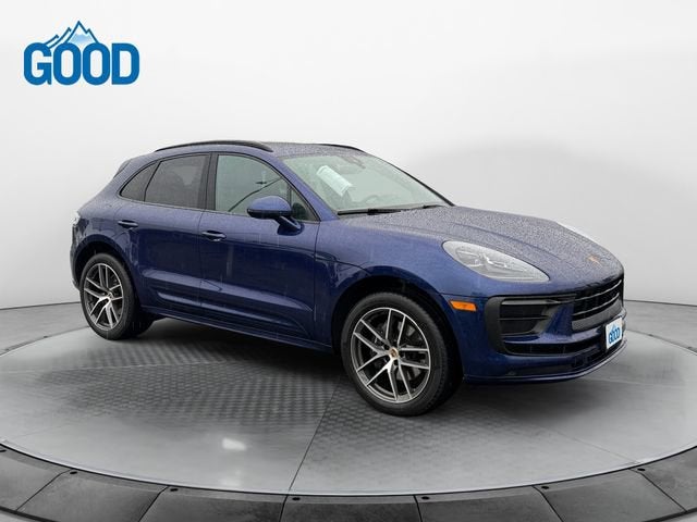 2022 Porsche Macan Base