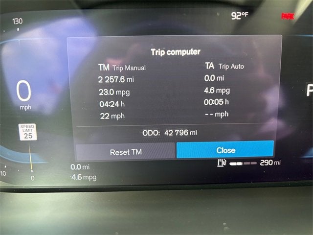 2022 Volvo XC60 Momentum