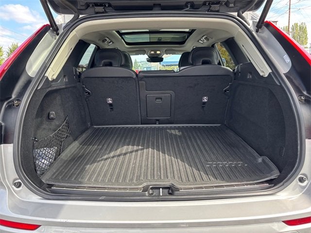 2022 Volvo XC60 Momentum